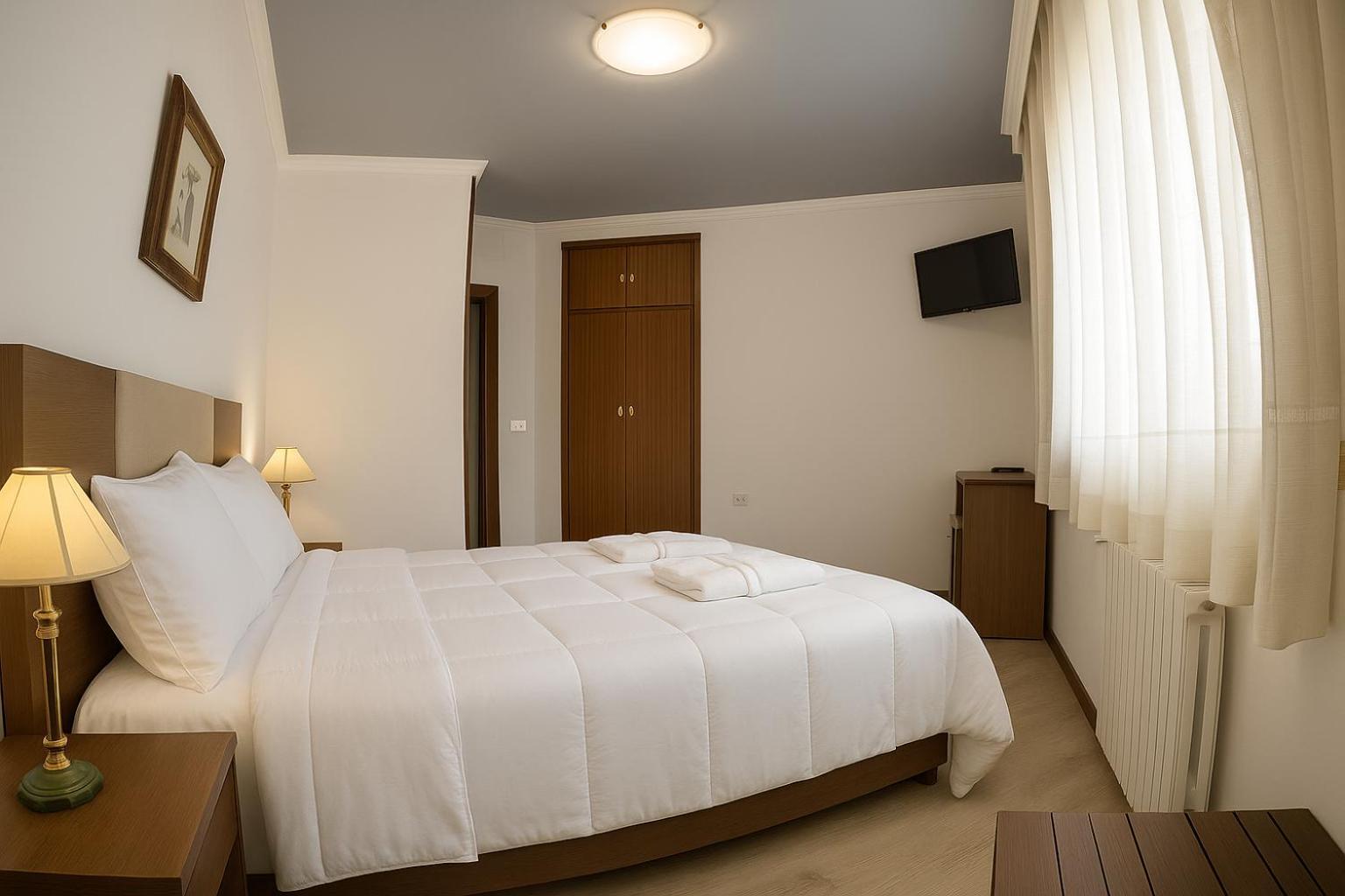 Hotel Elara Viveiro Esterno foto